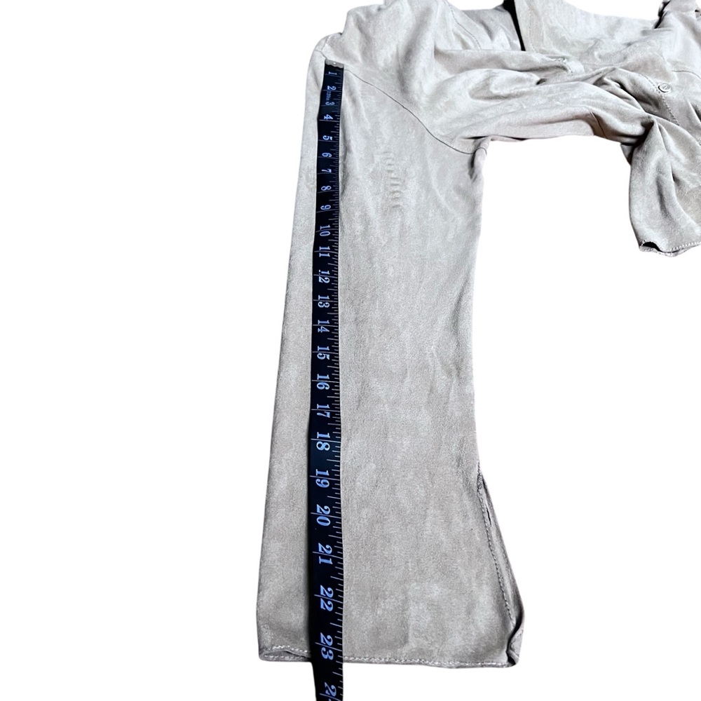 VINTAGE MAXSTUDIO Faux Suede 90s Y2K Beige Chamois Flare Sleeve Blouse SZ: L - Picture 9 of 10